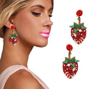 Gorgeous Sparkle Crystal Pearl Beaded Strawberry Fruit Spring Red Earrings NEW